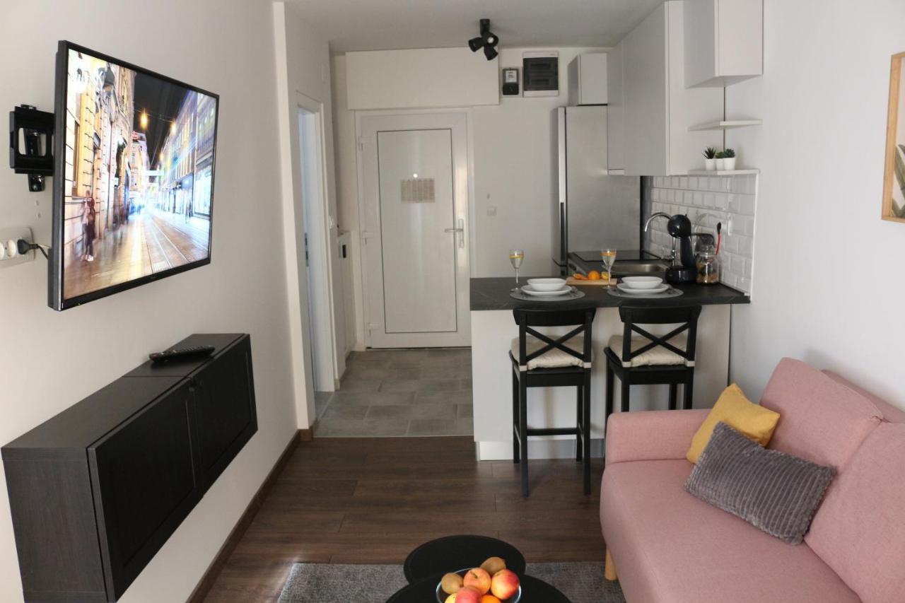 Luca, Digital Nomad Getaway Studio Apartment Zagreb Luaran gambar