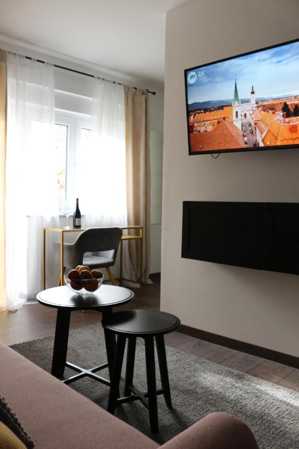 Luca, Digital Nomad Getaway Studio Apartment Zagreb Luaran gambar
